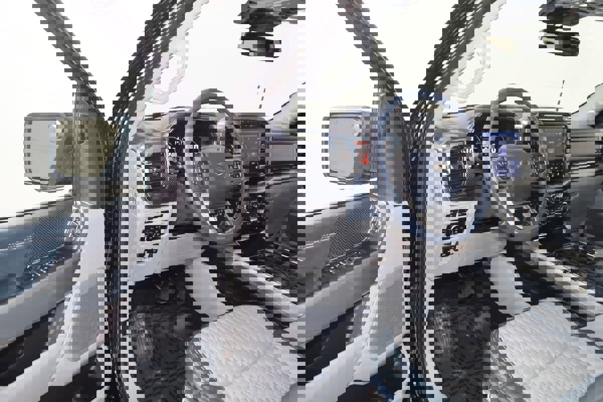 Used 2023 Ford F150 Limited image 63