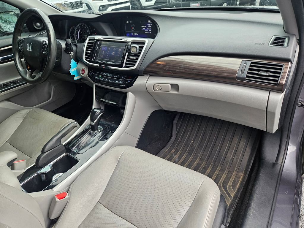 Used 2016 Honda Accord EX-L image 19