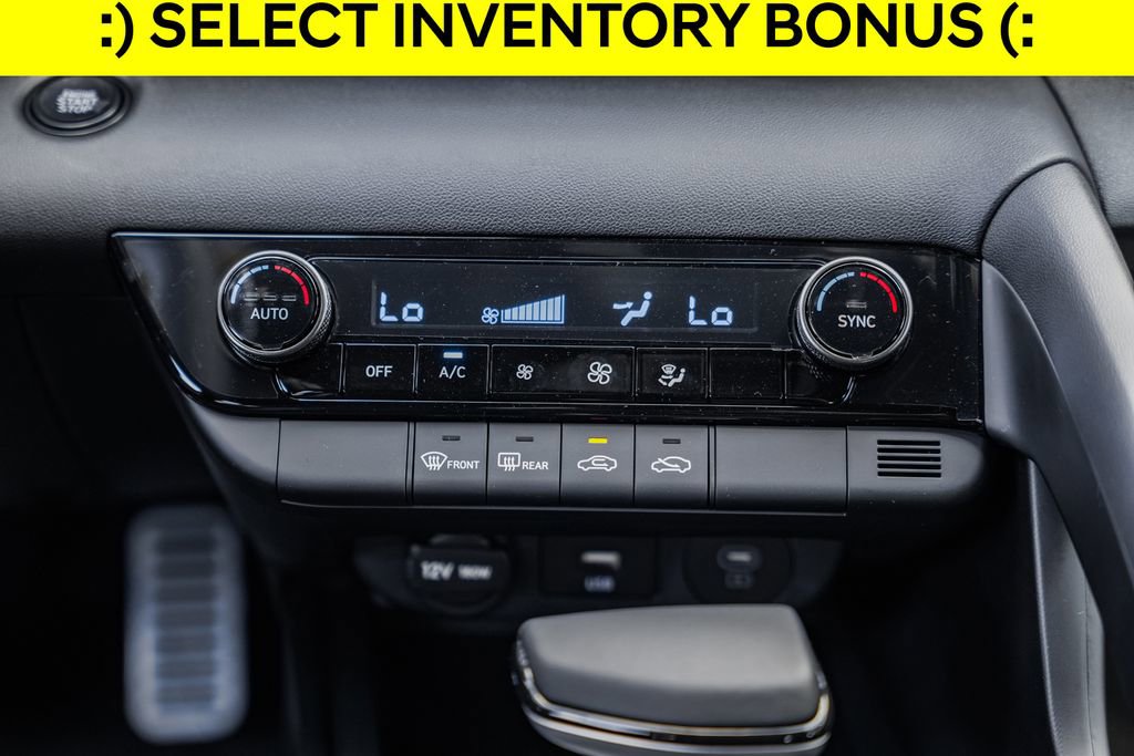 New 2025 Hyundai Elantra Sport image 19