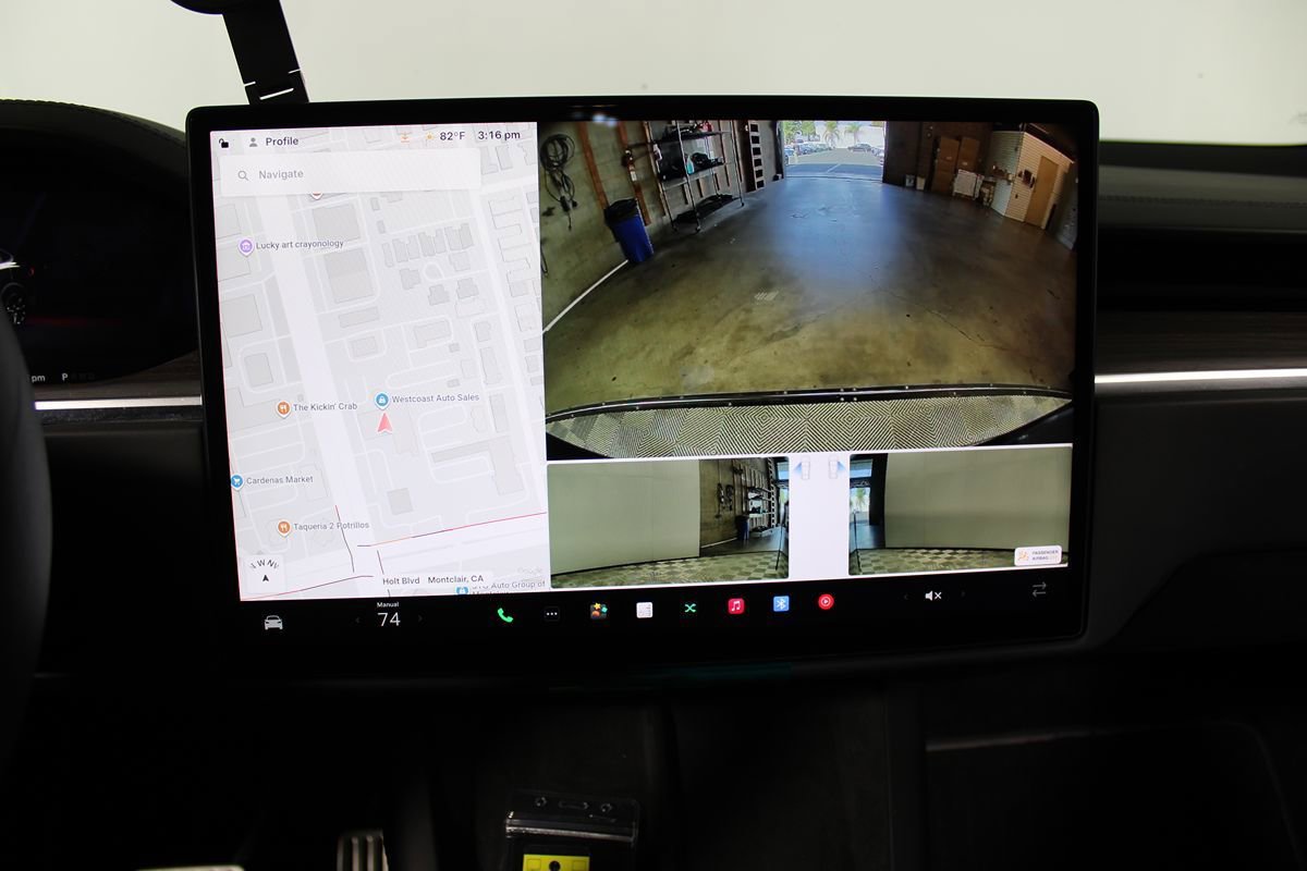 Used 2024 Tesla Model X AWD/4WD image 12