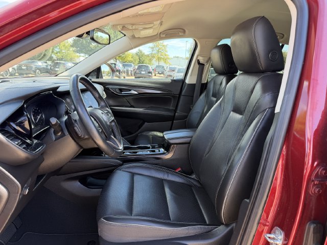 Used 2021 Buick Envision Essence w/ Sport Touring Package FWD image 24