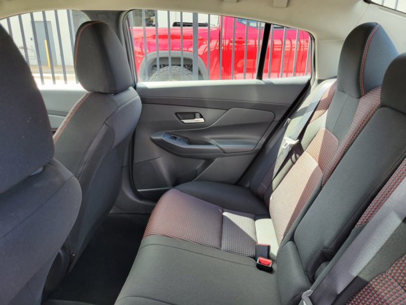Used 2026 Nissan Sentra SR w/ Floor Mat Package FWD image 31