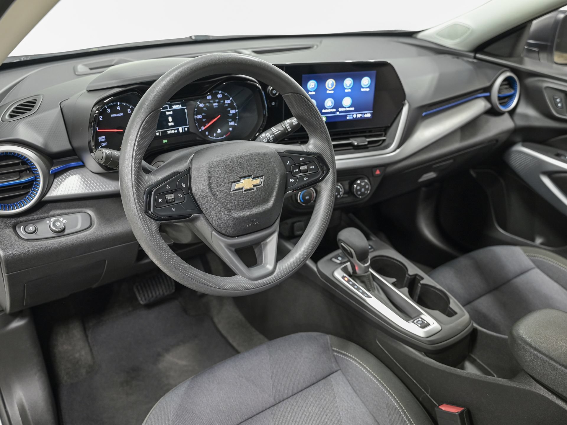 Used 2025 Chevrolet Trax LS FWD image 15