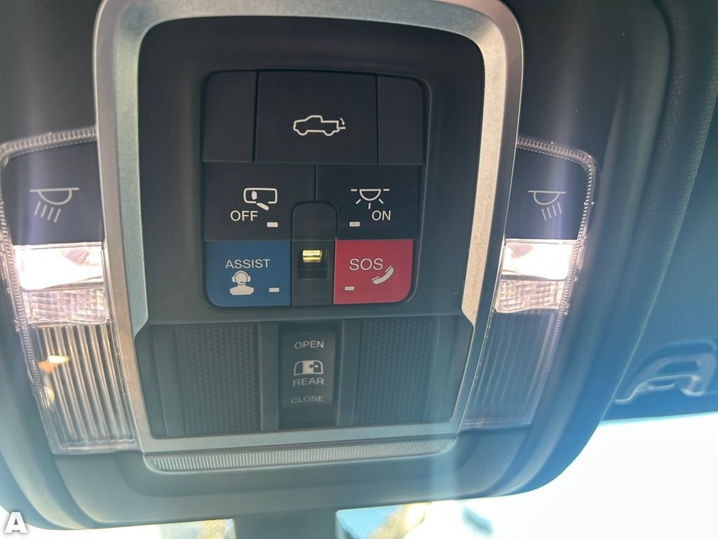 Used 2019 RAM 1500 Limited AWD/4WD image 29