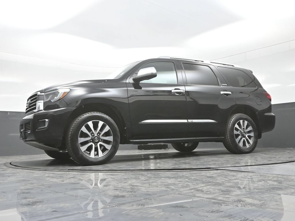 Used 2018 Toyota Sequoia Limited w/ Safety & Convenience Package AWD/4WD image 22