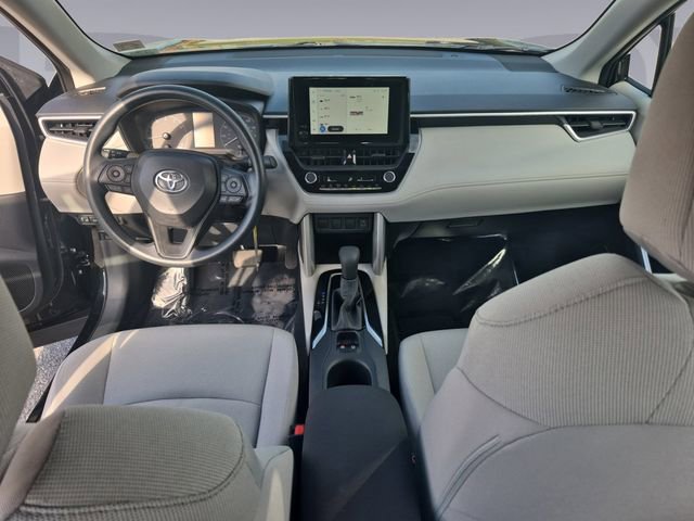 Used 2024 Toyota Corolla Cross L image 12