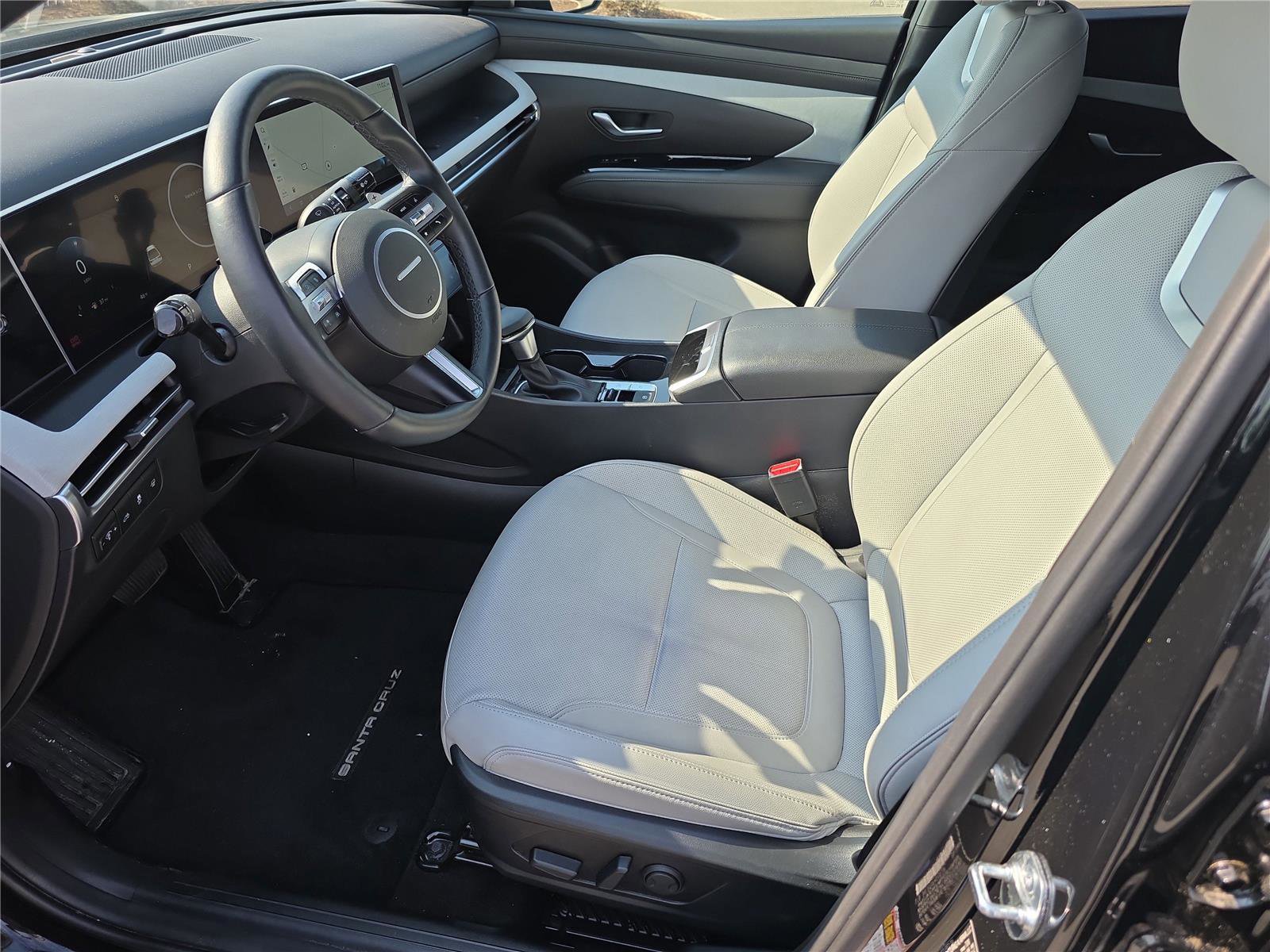 Certified 2025 Hyundai Santa Cruz Limited AWD/4WD image 13