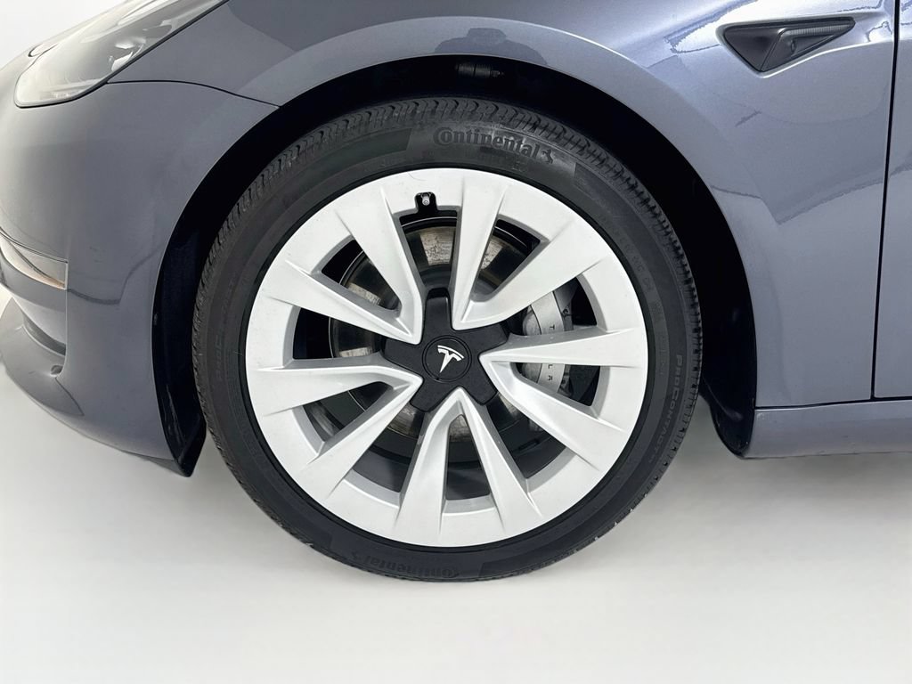 Used 2023 Tesla Model 3 Standard Range RWD image 29