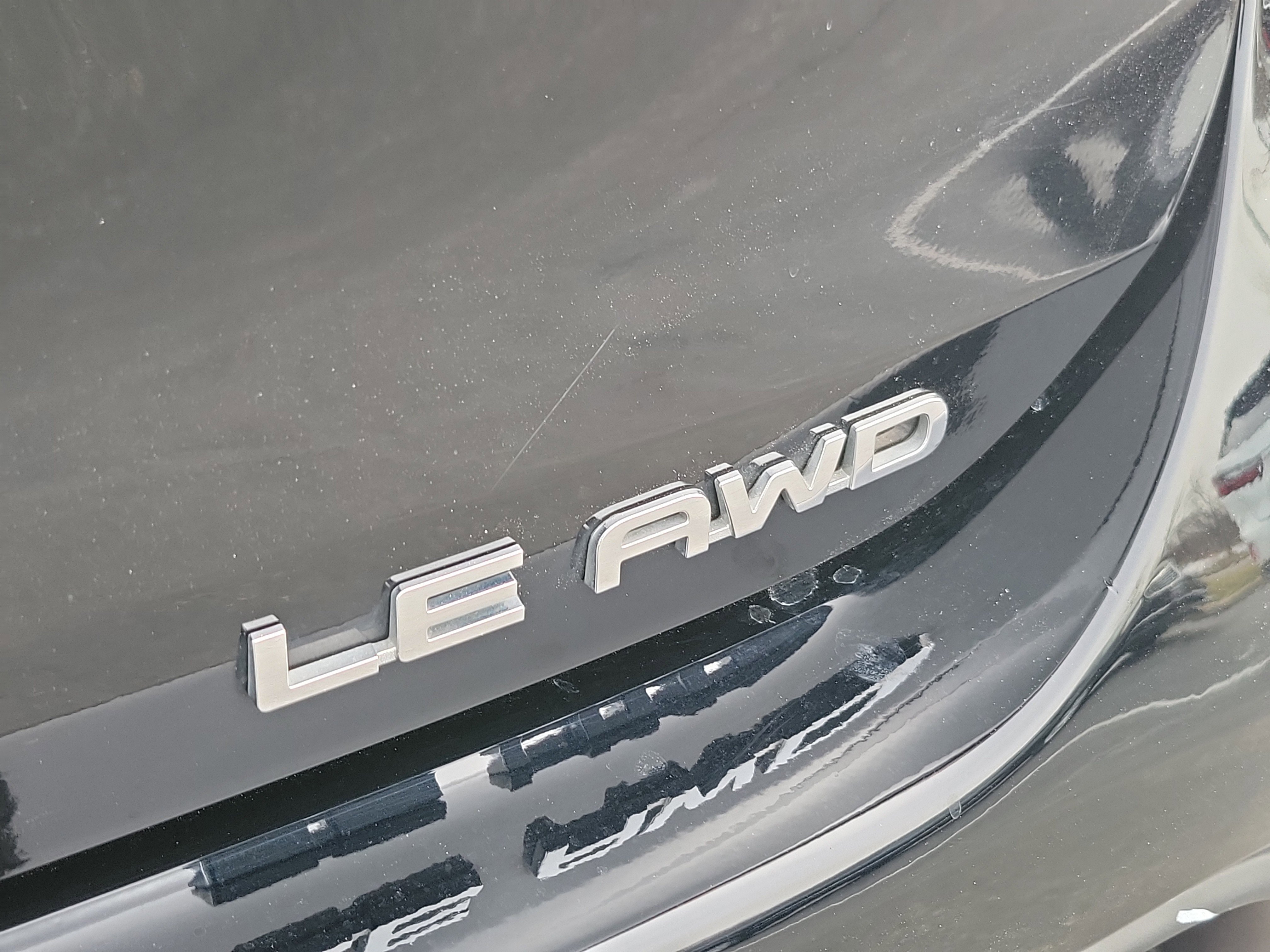 Certified 2024 Toyota Highlander LE image 9