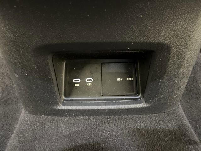 Used 2024 Volkswagen Atlas SE w/ Black Wheel Package image 47