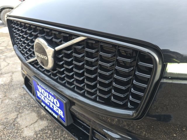 Certified 2023 Volvo XC60 B6 Ultimate w/ Protection Package Premier image 14