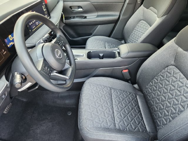 New 2027 Nissan Kicks SV FWD image 12