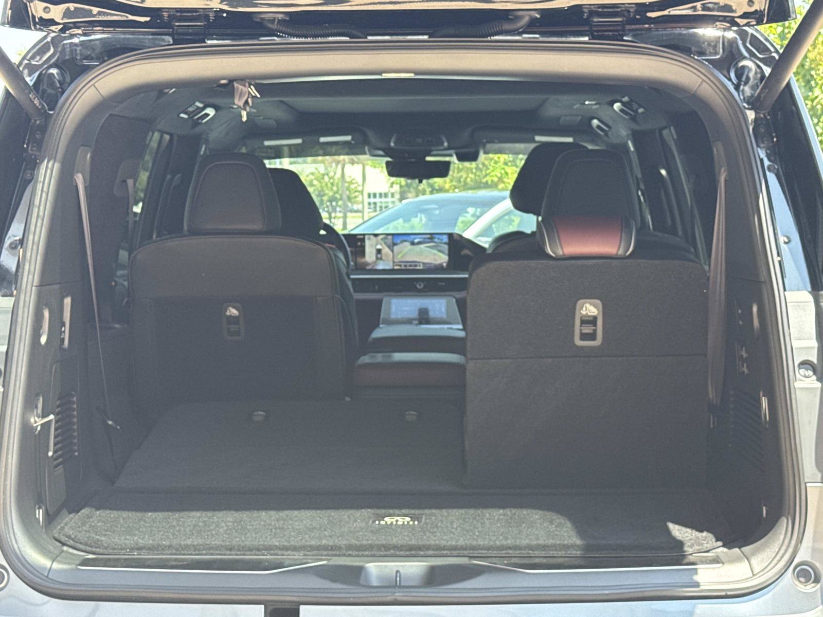 Used 2025 INFINITI QX80 Autograph AWD/4WD image 5