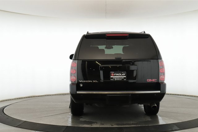 Used 2013 GMC Yukon XL Denali image 11