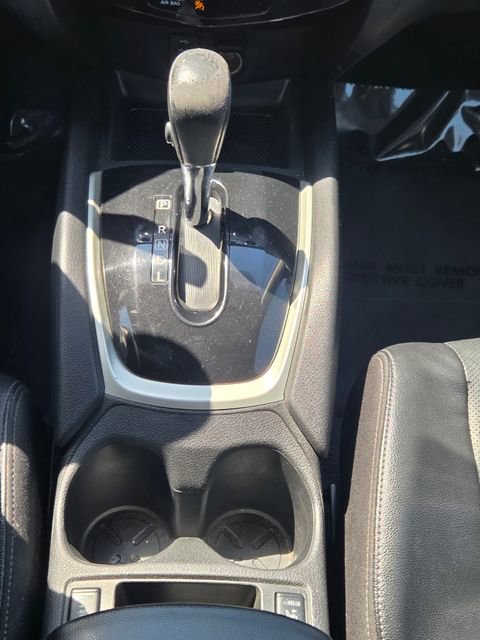 Used 2016 Nissan Rogue SL w/ SL Premium Package FWD image 33