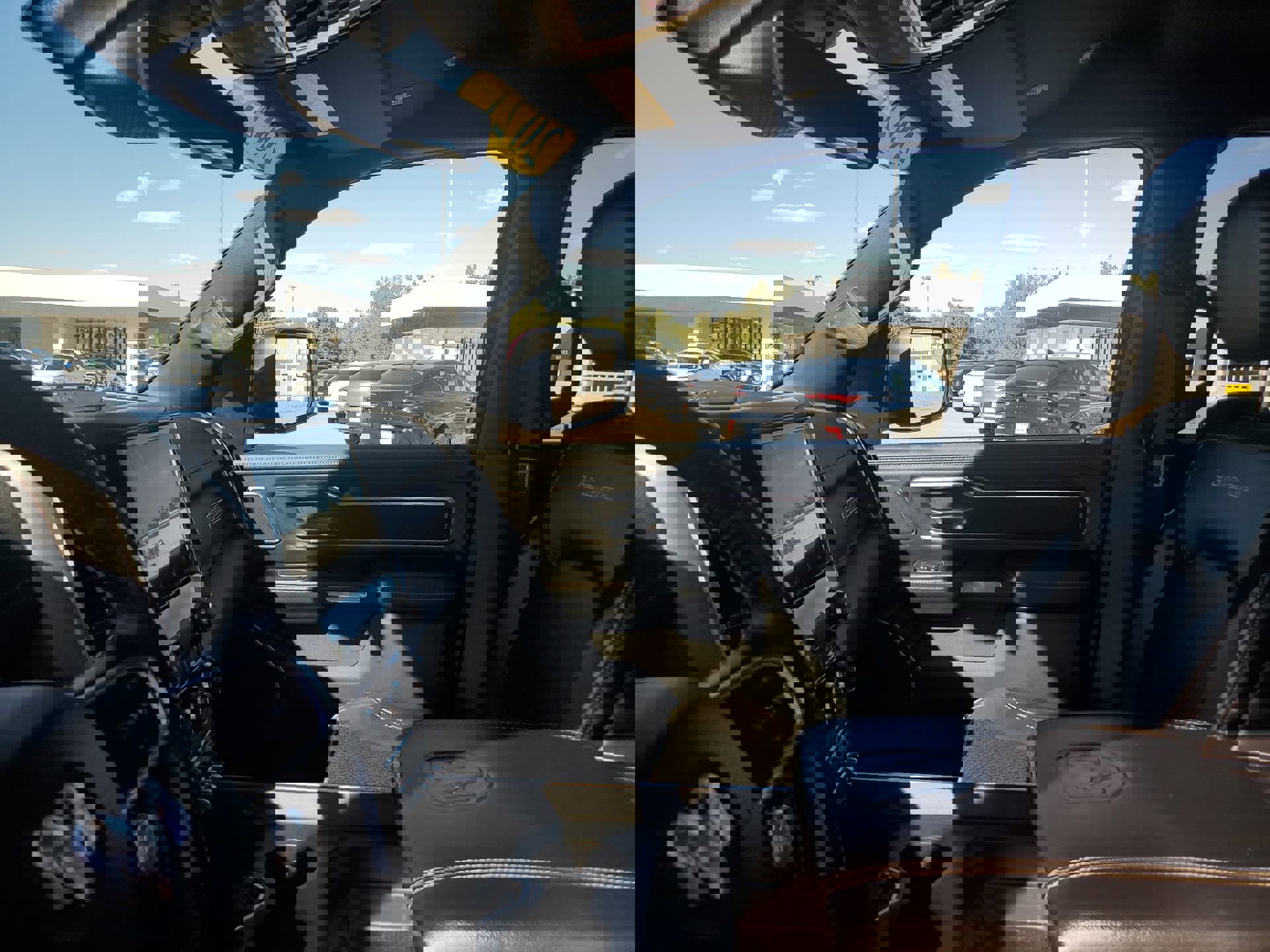 Used 2021 RAM 1500 Laramie image 27