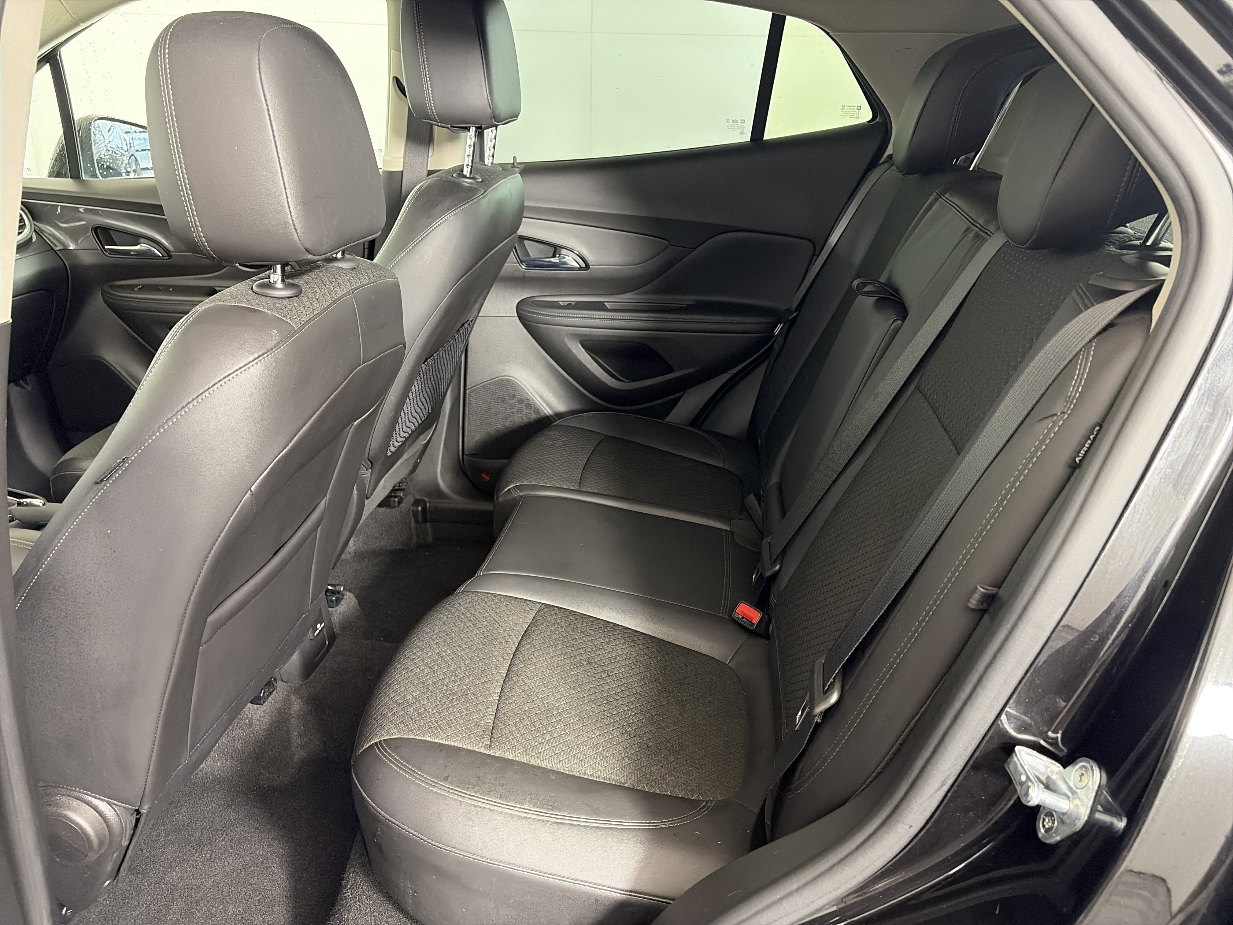 Used 2020 Buick Encore Preferred w/ Safety Package image 7