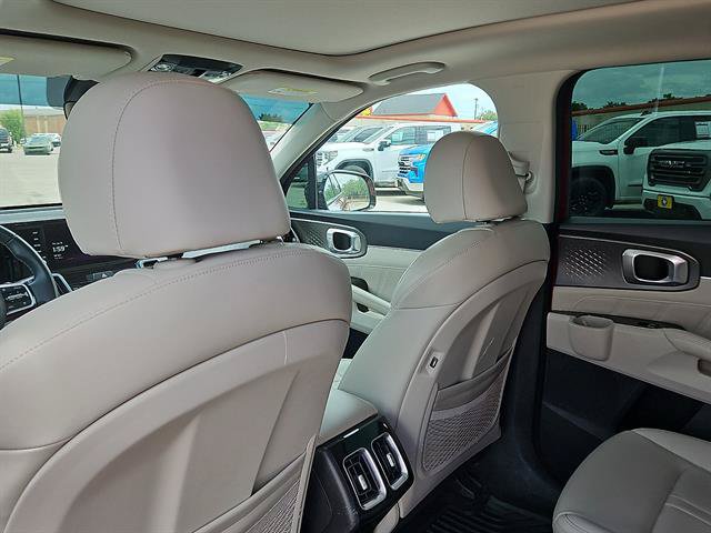 Used 2022 Kia Sorento SX FWD image 9