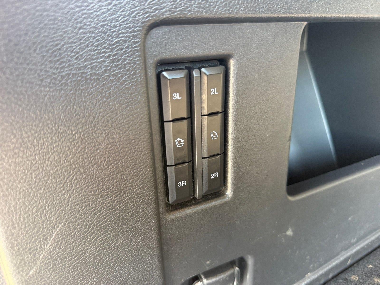 Used 2024 Ford Expedition XLT AWD/4WD image 19