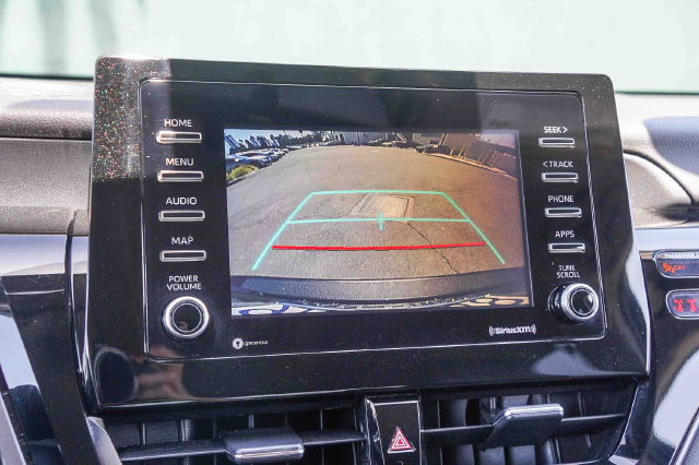 Used 2021 Toyota Camry SE FWD image 31