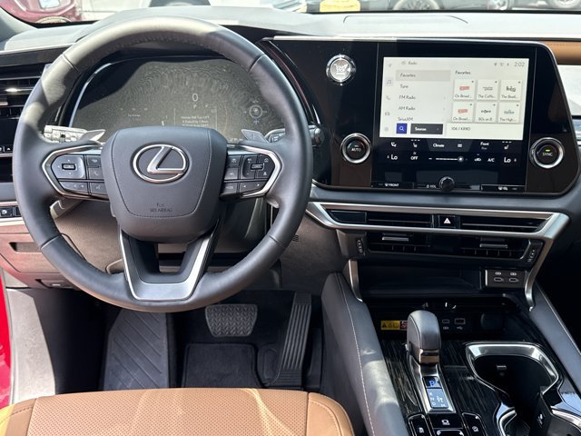 Used 2025 Lexus RX 350 FWD w/ Technology Package image 7