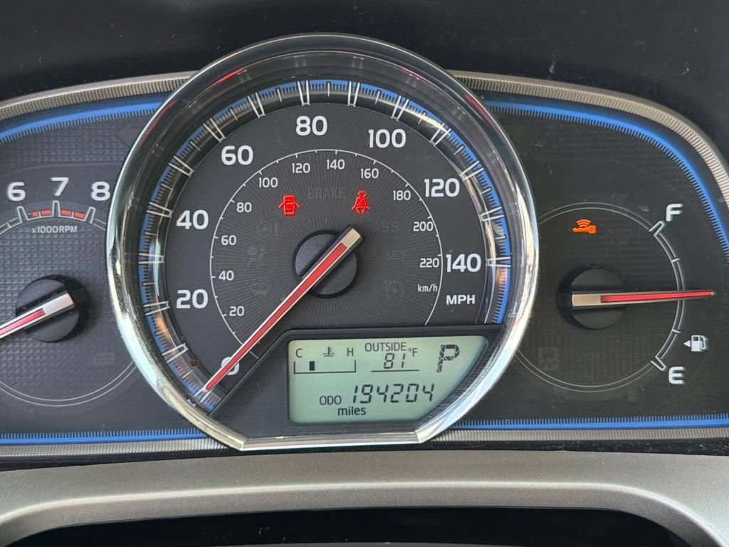 Used 2013 Toyota RAV4 Limited FWD image 25