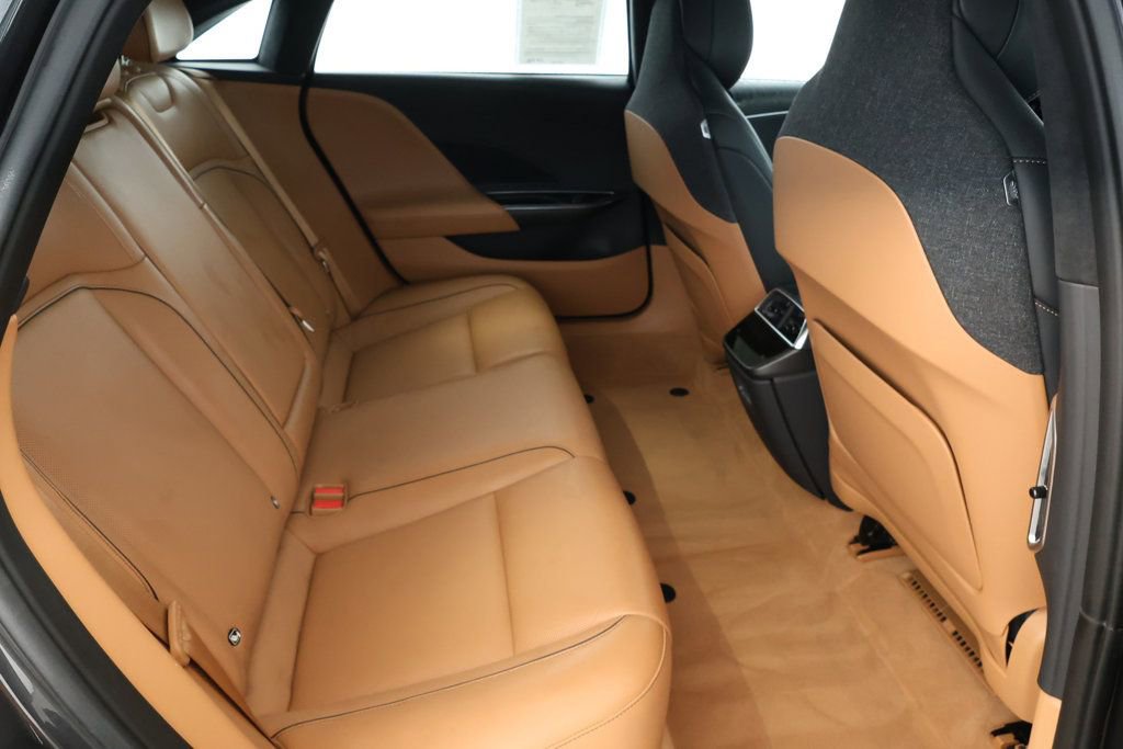 Used 2023 Lucid Air Touring image 24