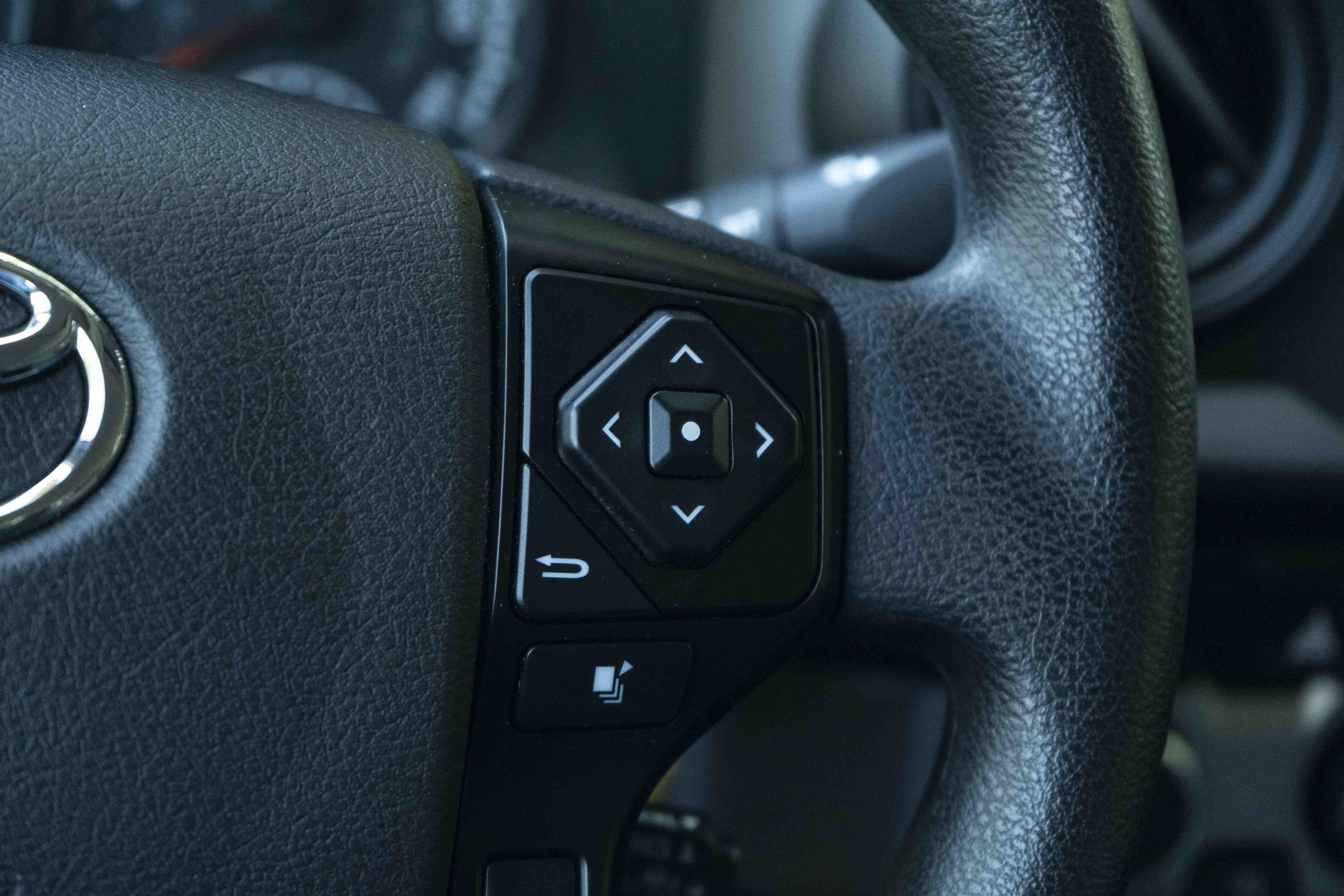 Used 2023 Toyota Tacoma SR AWD/4WD image 21
