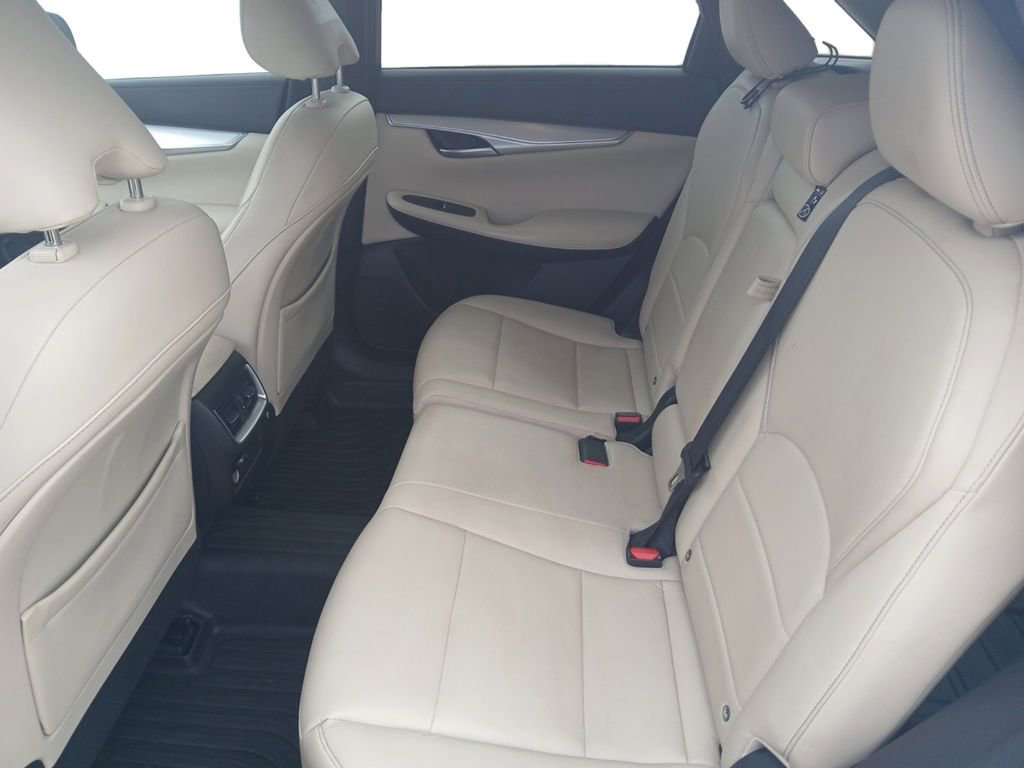 Used 2020 INFINITI QX50 Luxe FWD image 13