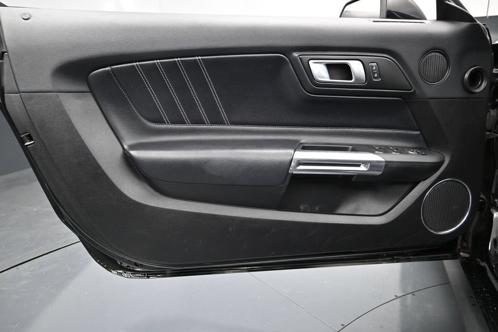 Used 2022 Ford Mustang Premium RWD image 20