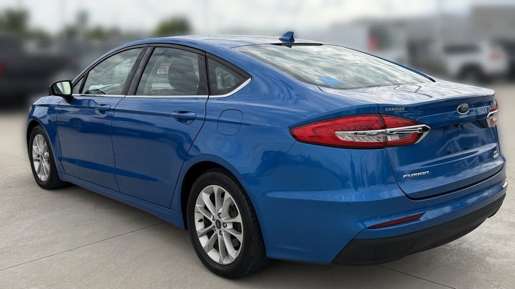 Used 2019 Ford Fusion SE FWD video 3