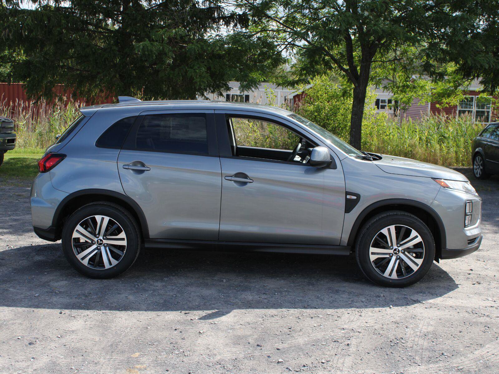 New 2027 Mitsubishi Outlander Sport ES AWD/4WD image 4
