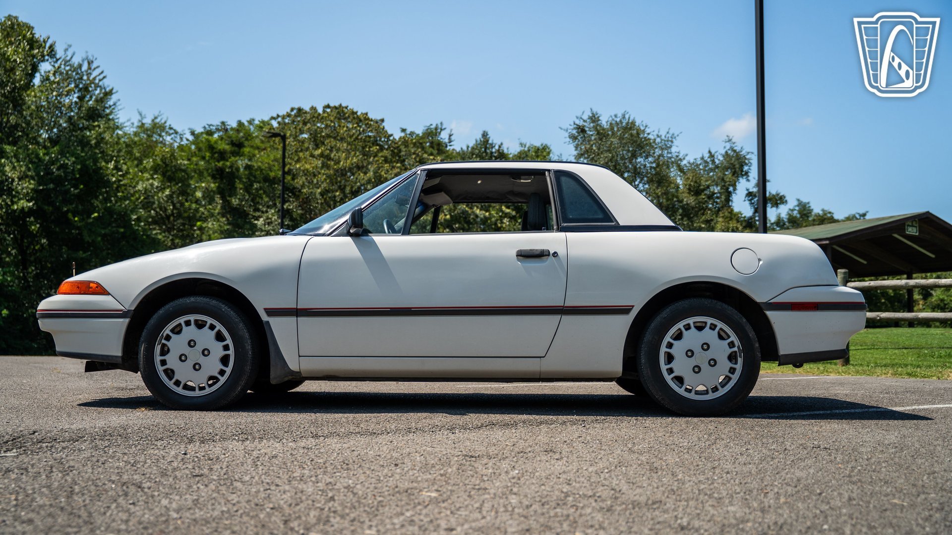 Used 1991 Mercury Capri FWD image 10
