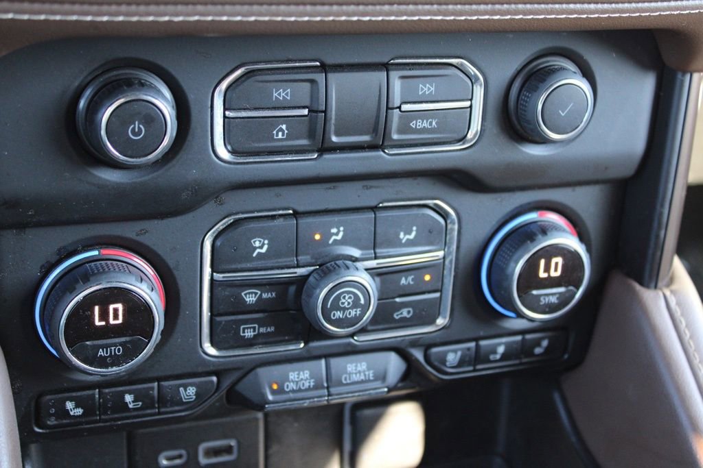 Used 2021 Chevrolet Suburban High Country image 44