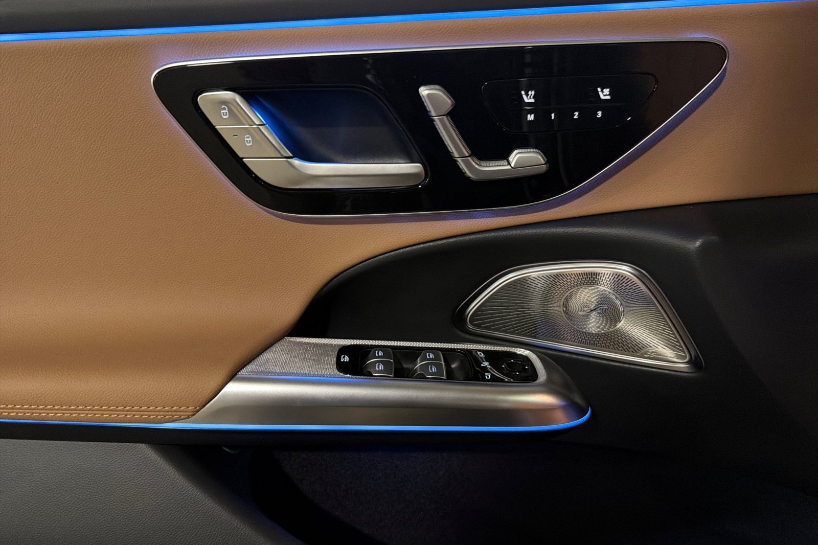 New 2027 Mercedes-Benz E 450 4MATIC Sedan image 10