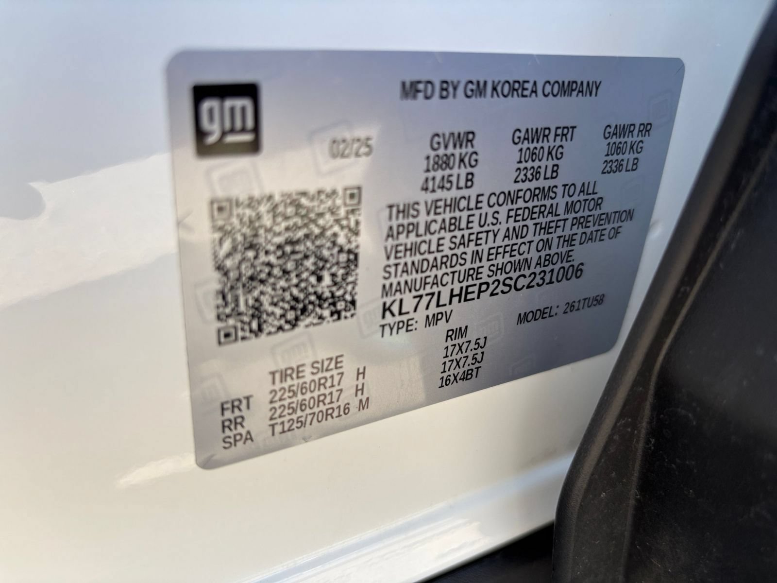 Used 2025 Chevrolet Trax LT w/ LT Convenience Package FWD image 27
