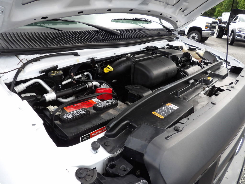 Used 2021 Ford E-350 and Econoline 350 Super Duty RWD image 28
