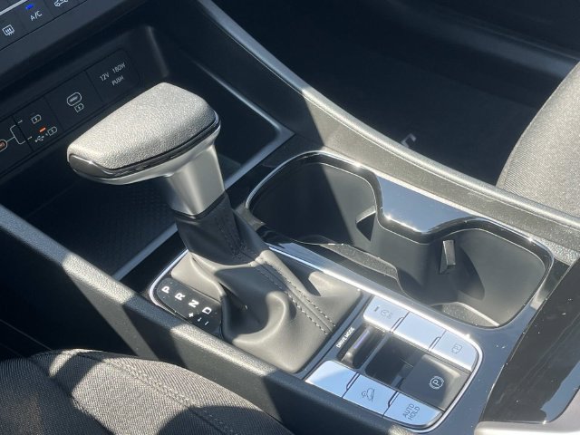 New 2026 Hyundai Tucson SE w/ Tow & Go Package FWD image 27