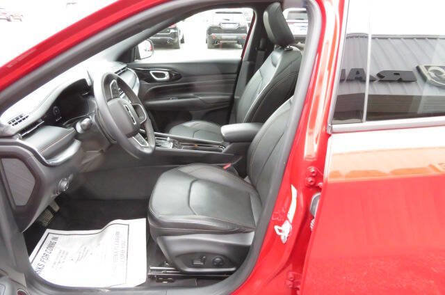 Used 2022 Jeep Compass Limited w/ (RED) Package AWD/4WD image 16