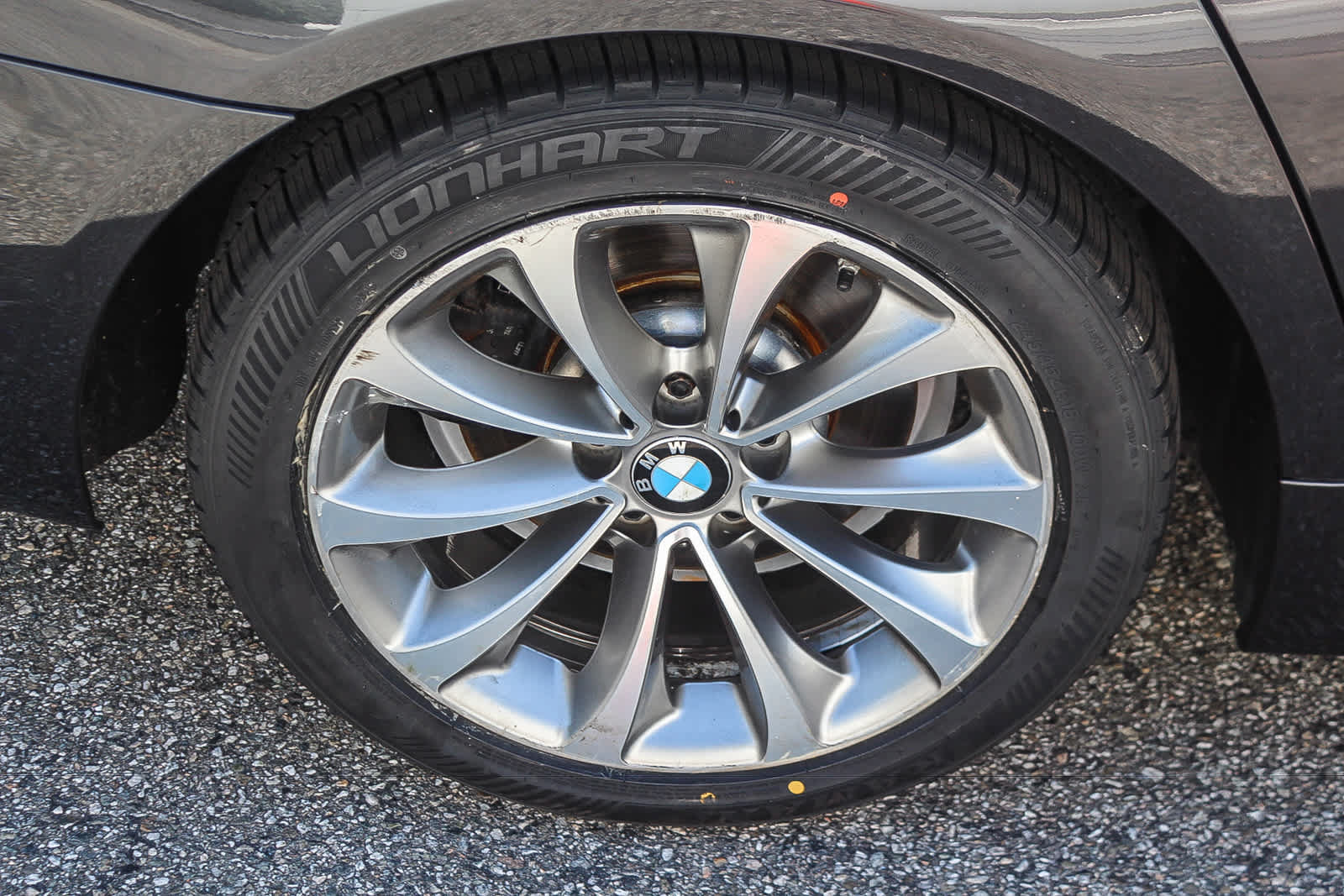 Used 2014 BMW 528i xDrive Sedan AWD/4WD image 9