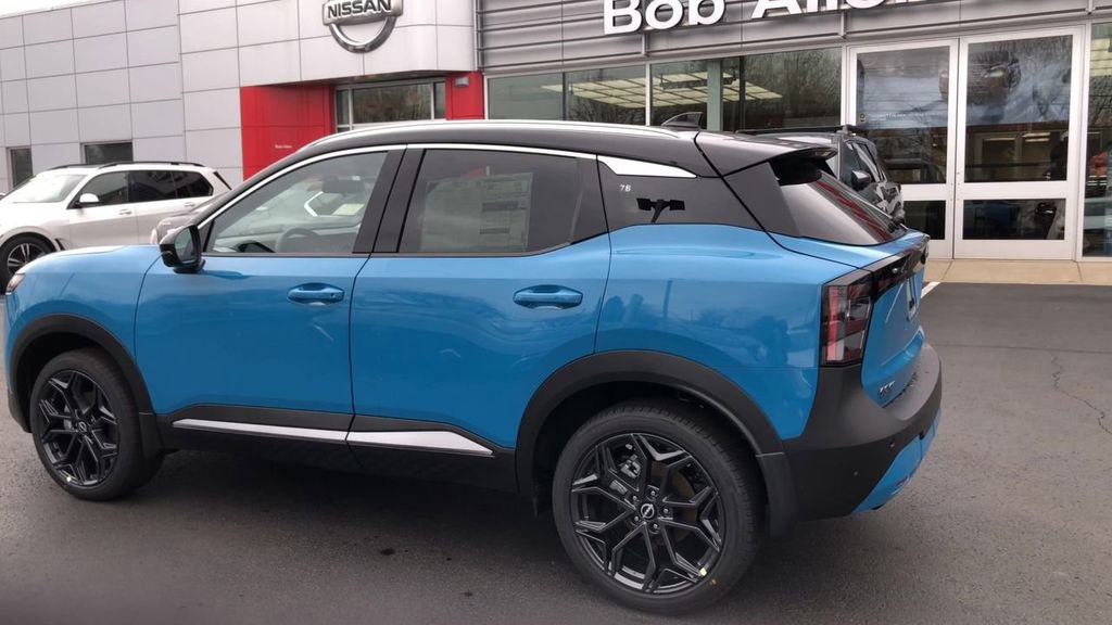 New 2026 Nissan Kicks SR w/ Cold Weather Package image 5