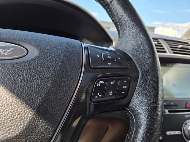 Used 2018 Ford Explorer Platinum AWD/4WD image 21