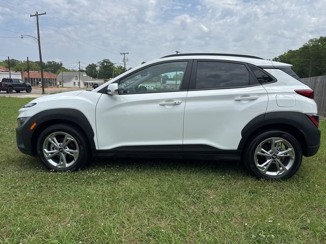 Used 2023 Hyundai Kona SEL FWD image 4
