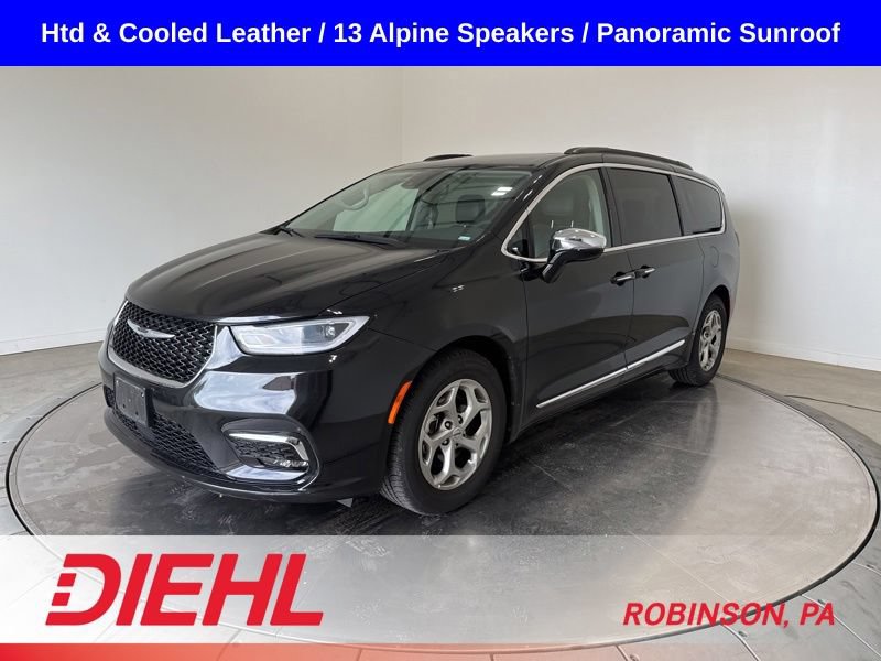 Used 2023 Chrysler Pacifica Limited FWD image 3
