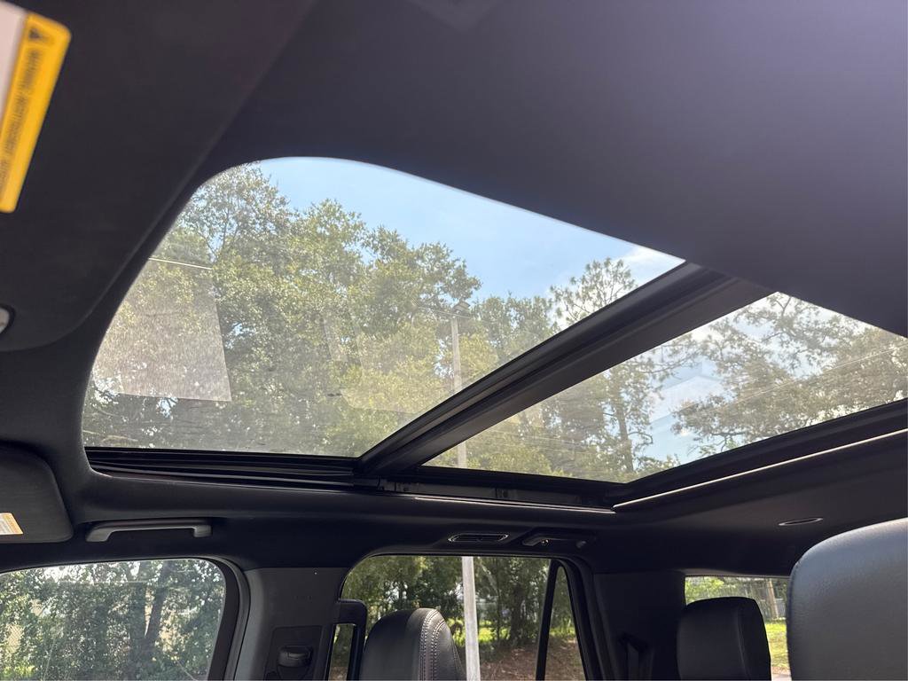 Used 2021 Ford Expedition Max Limited image 12