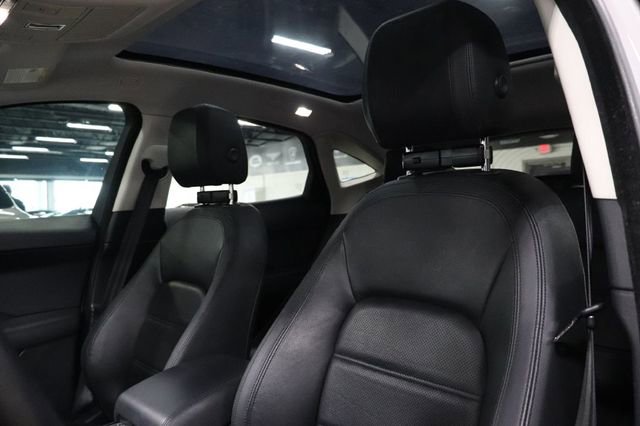Used 2018 Jaguar E-PACE S AWD/4WD image 10