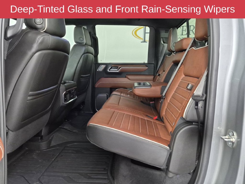 Used 2025 GMC Sierra 3500 Denali Ultimate AWD/4WD image 30