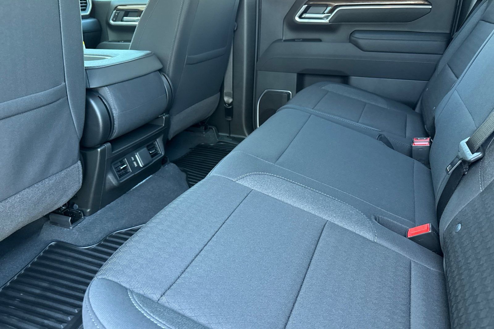 New 2026 Chevrolet Silverado 2500 LT w/ Convenience Package AWD/4WD image 11