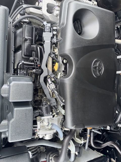 Used 2023 Toyota RAV4 XLE image 24