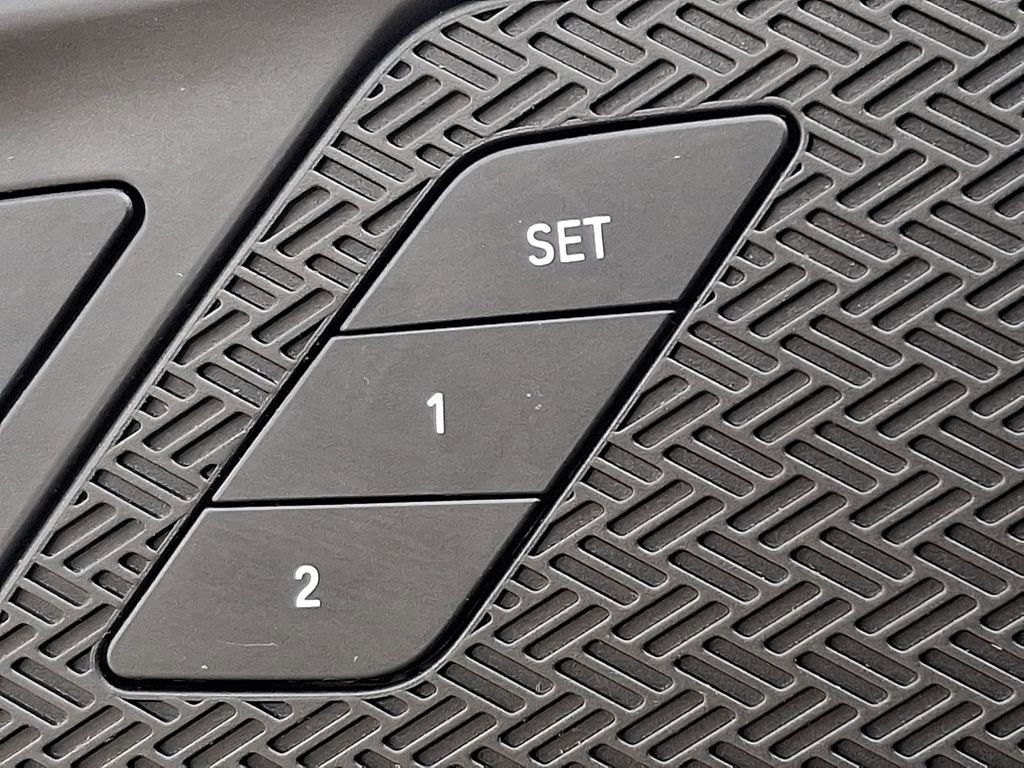 Certified 2023 BMW X1 xDrive28i w/ M Sport Package image 26